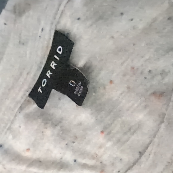 Torrid Hello Confetti T-shirt - Picture 7 of 8